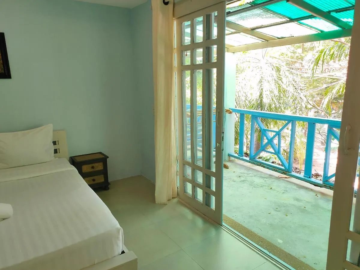 Banana Beach Resort Ko Lanta 3*,  Thailand