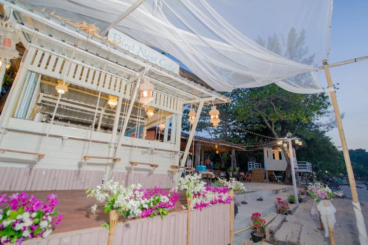 Banana Beach Resort Ko Lanta