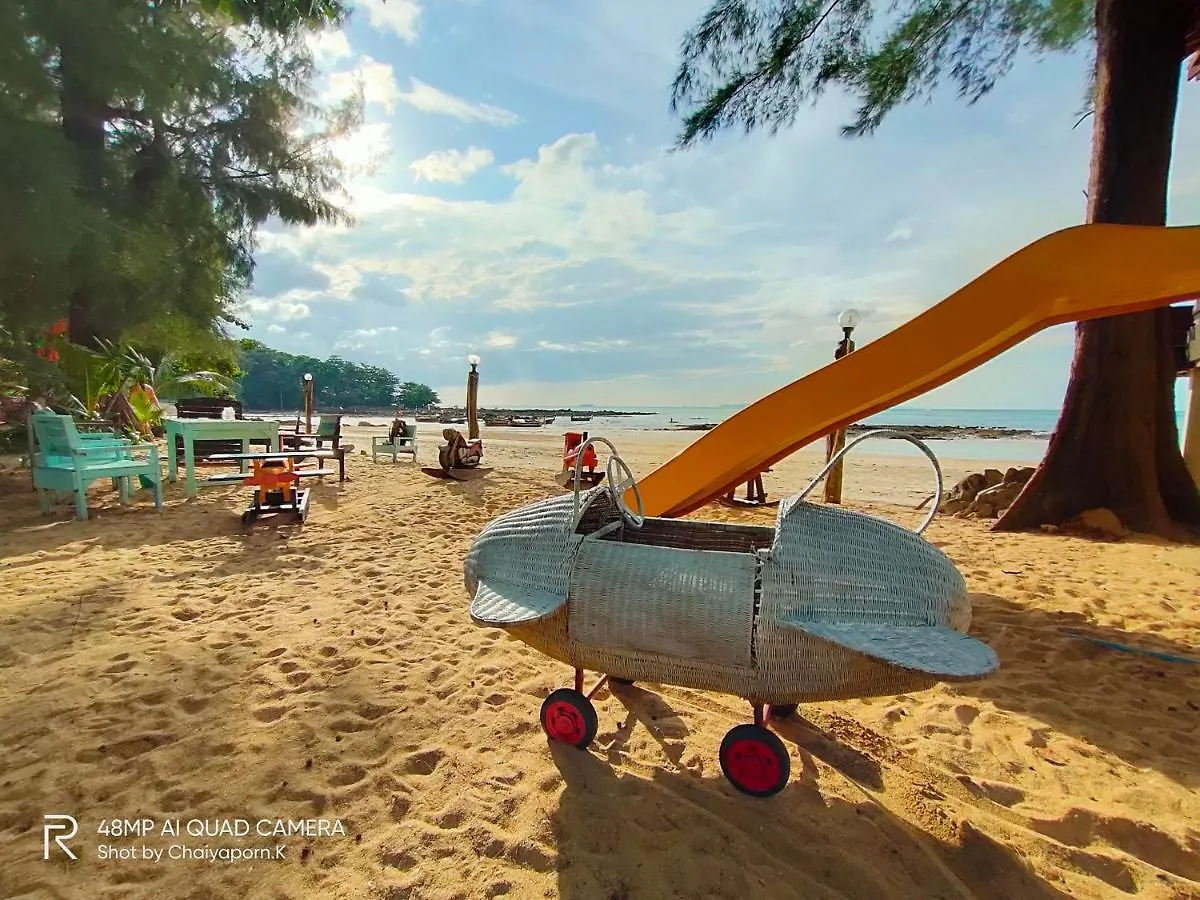 Banana Beach Resort Koh Lanta Thailand